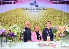At the Van Egmond Lisianthus stand were Theo de Graaf, Jacueline van Egmond and Dorus de Graaf.